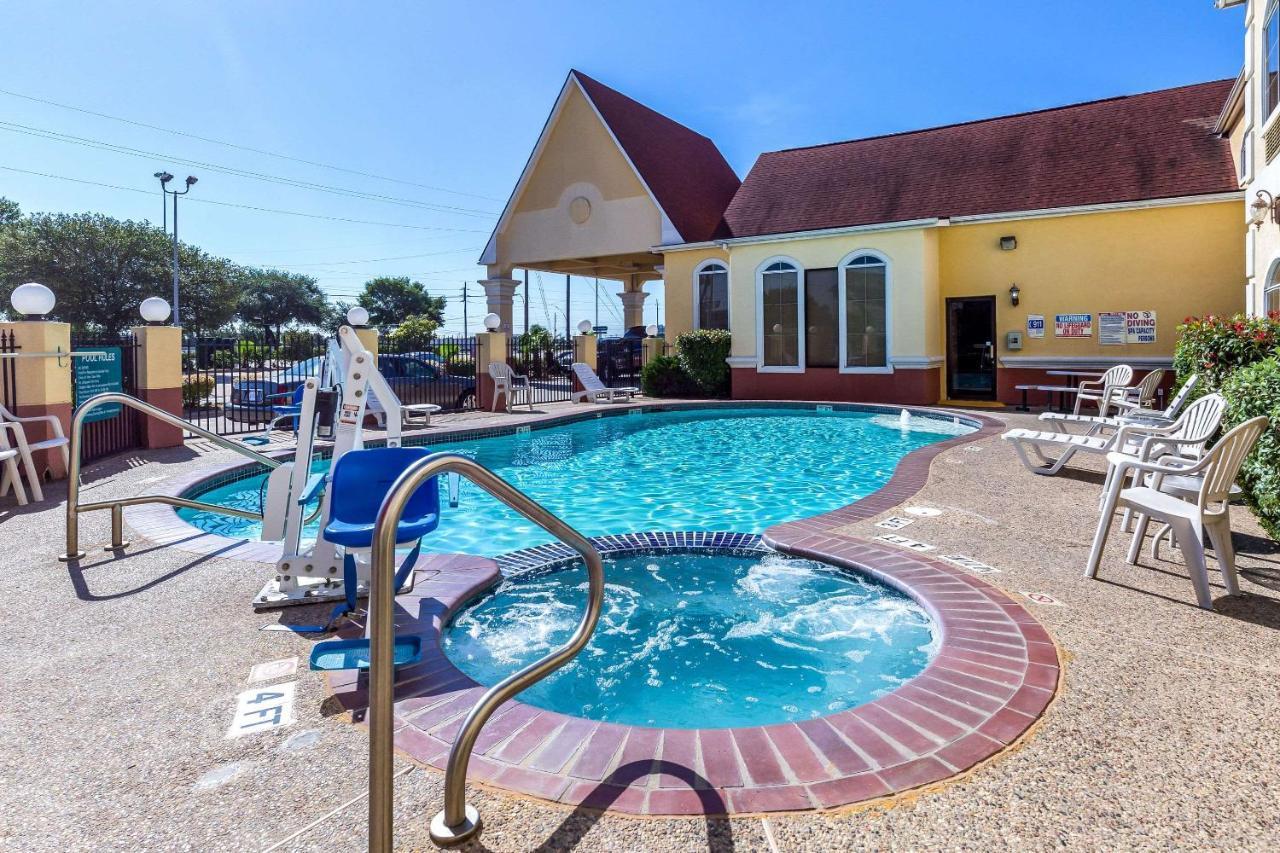 Quality Suites North Houston - Spring Westfield Exterior foto